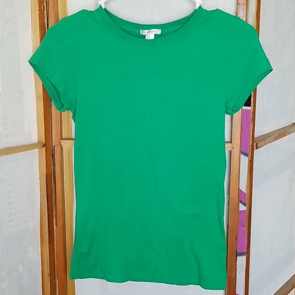 3/$10 Green Stretch Material  T-shirt Medium